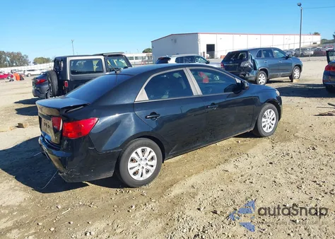 2013 Kia Forte Ex z USA, uszkodzony, nr VIN KNAFU4A25D5646923